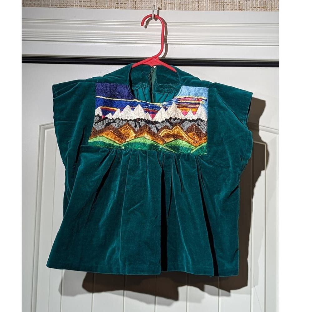 Vintage Homemade Green Velvet Embroidered Mtn. Scene Topper Juniors XS